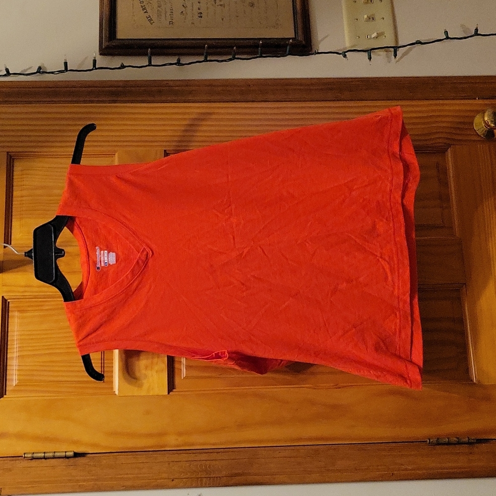Champion Sleeveless Tee
